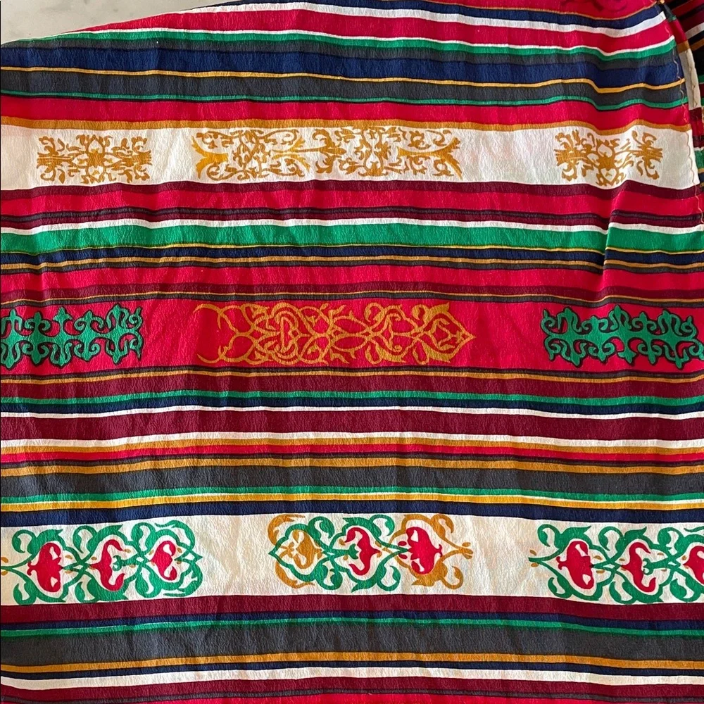 TALBOTS Vintage Oblong Silk Geometric Scroll Motif Multicolor Scarf